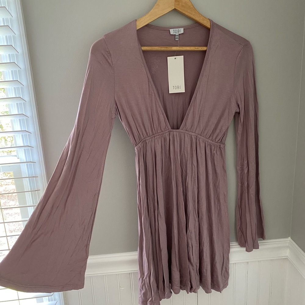 NEVER WORN Tobi dress with bell sleeves!